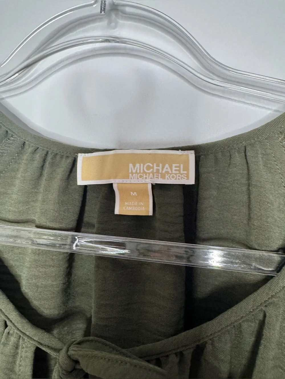 Michael Kors Olive Tie-Neck Short Sleeve Blouse stretch size medium